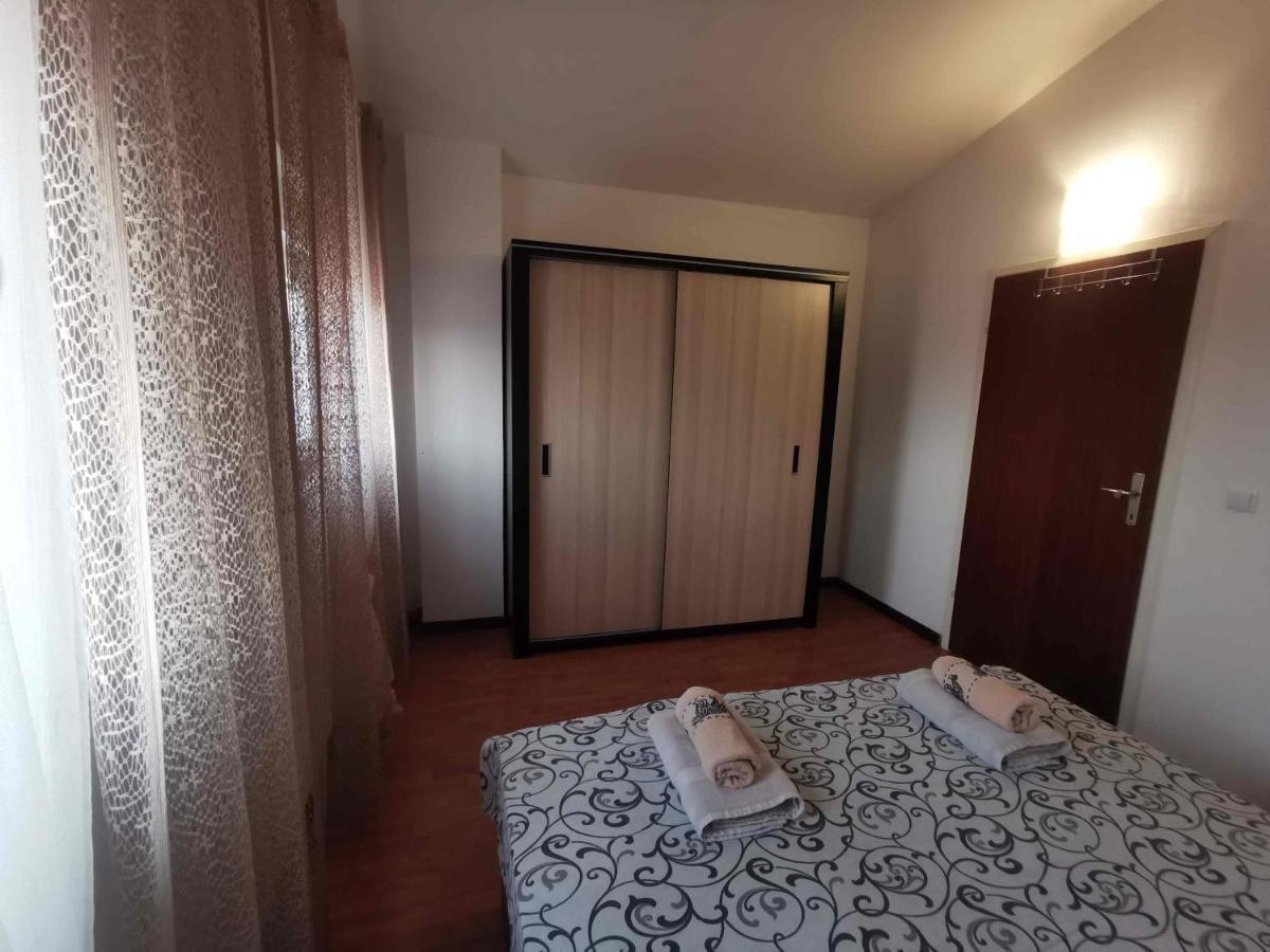 Apartmani Viktorija Fažana エクステリア 写真