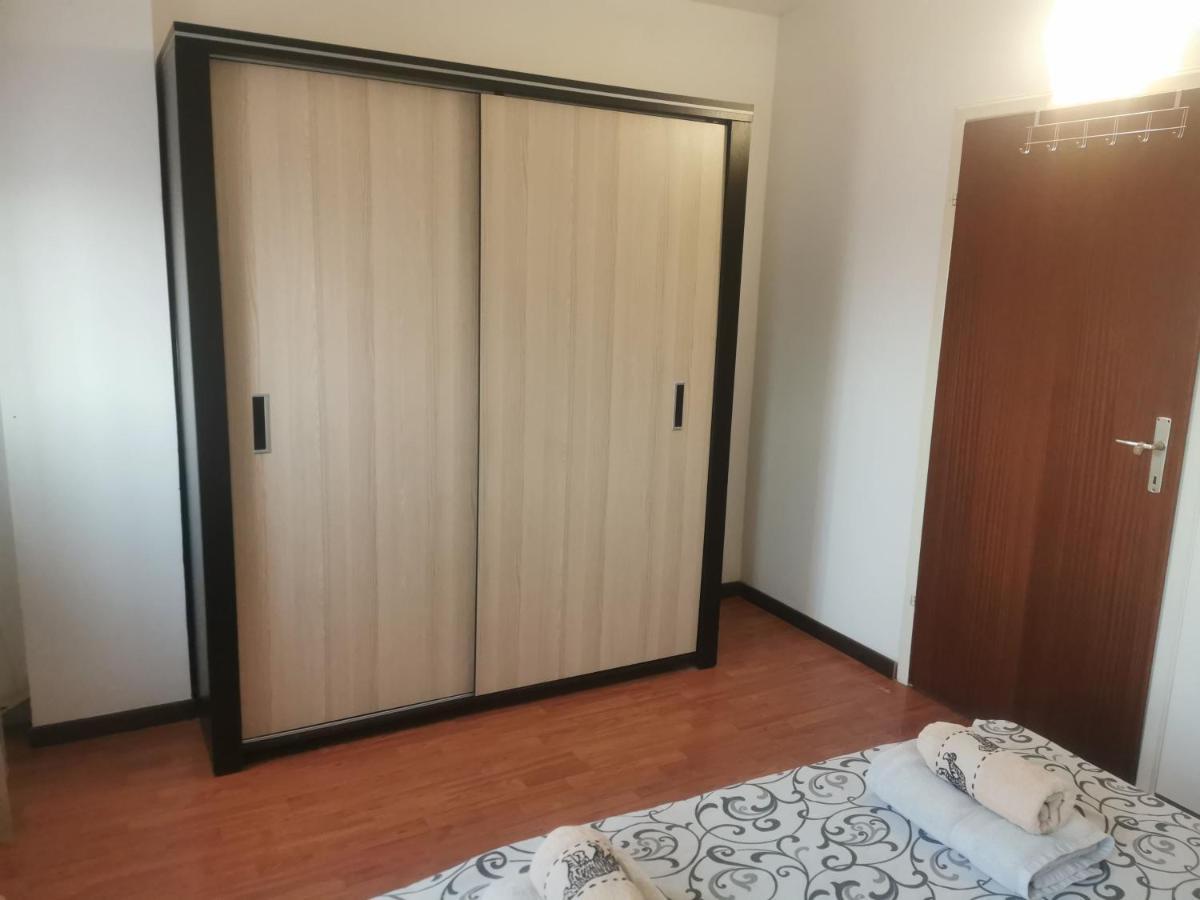 Apartmani Viktorija Fažana エクステリア 写真