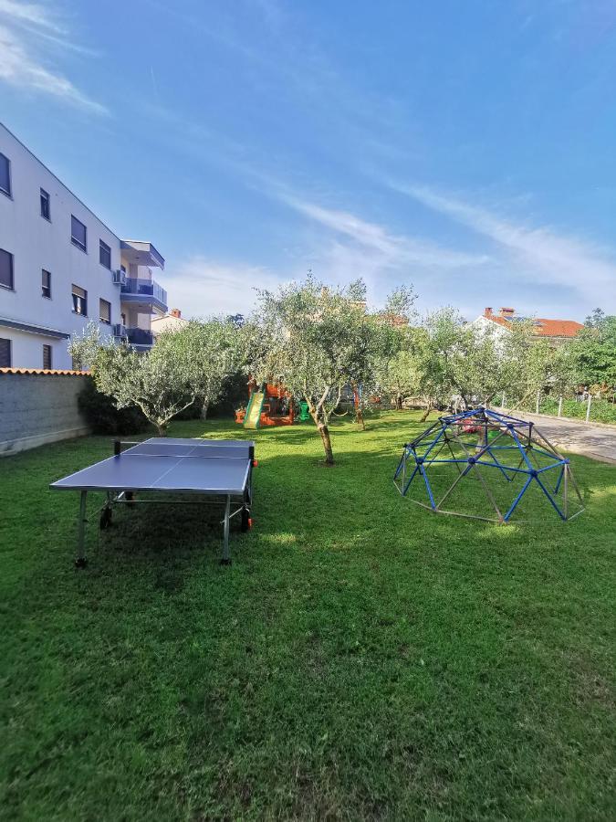 Apartmani Viktorija Fažana エクステリア 写真